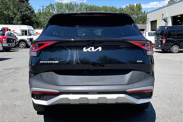 2023 Kia Sportage EX - Photo 5