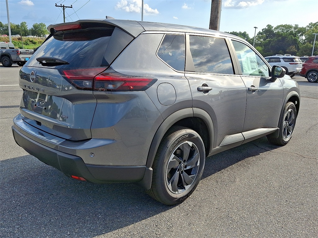 2025 Nissan Rogue SV - Photo 4