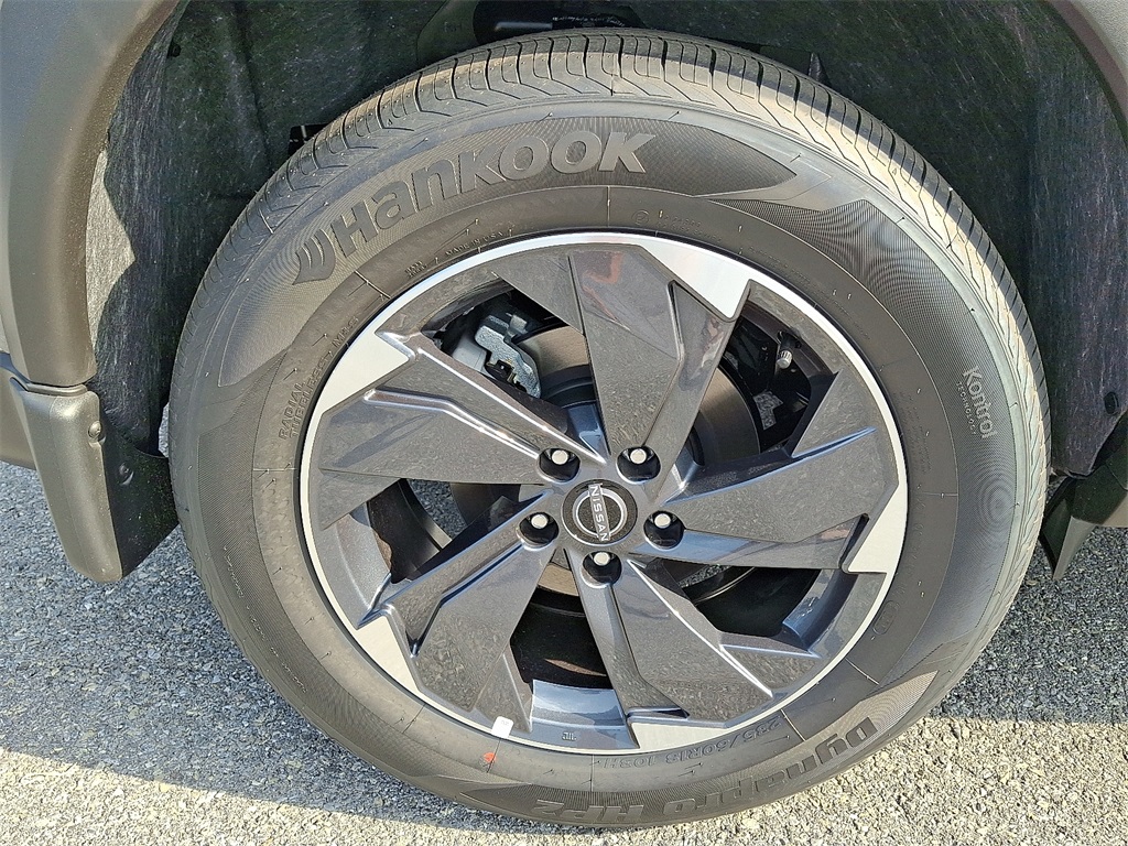 2025 Nissan Rogue SV - Photo 5