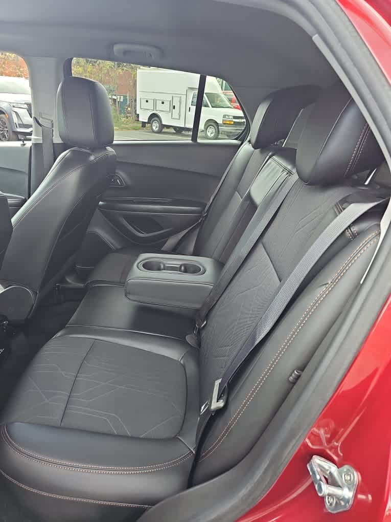 2022 Chevrolet Trax LT - Photo 5