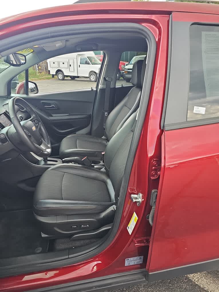 2022 Chevrolet Trax LT - Photo 6