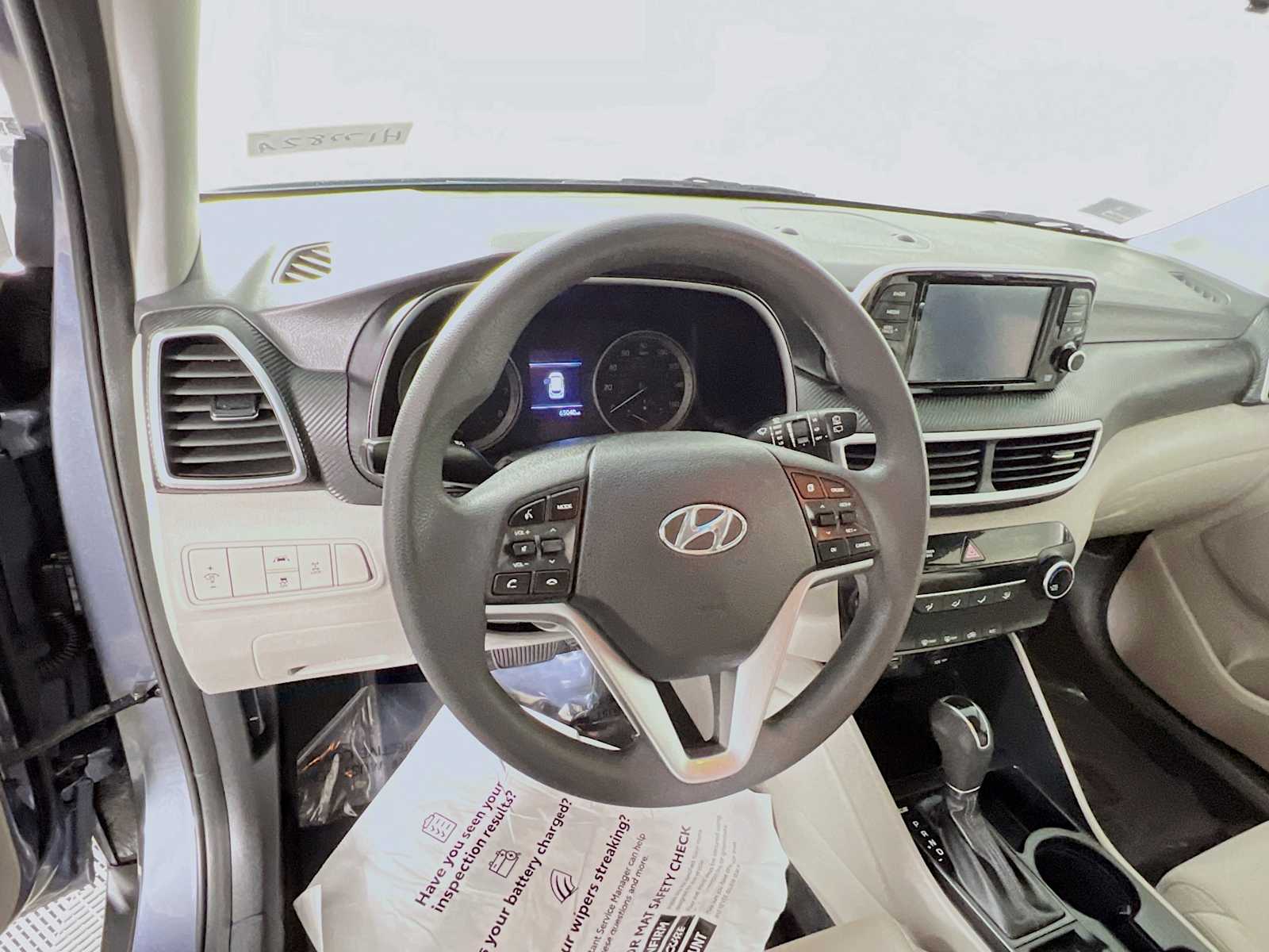 2021 Hyundai Tucson SE - Photo 11