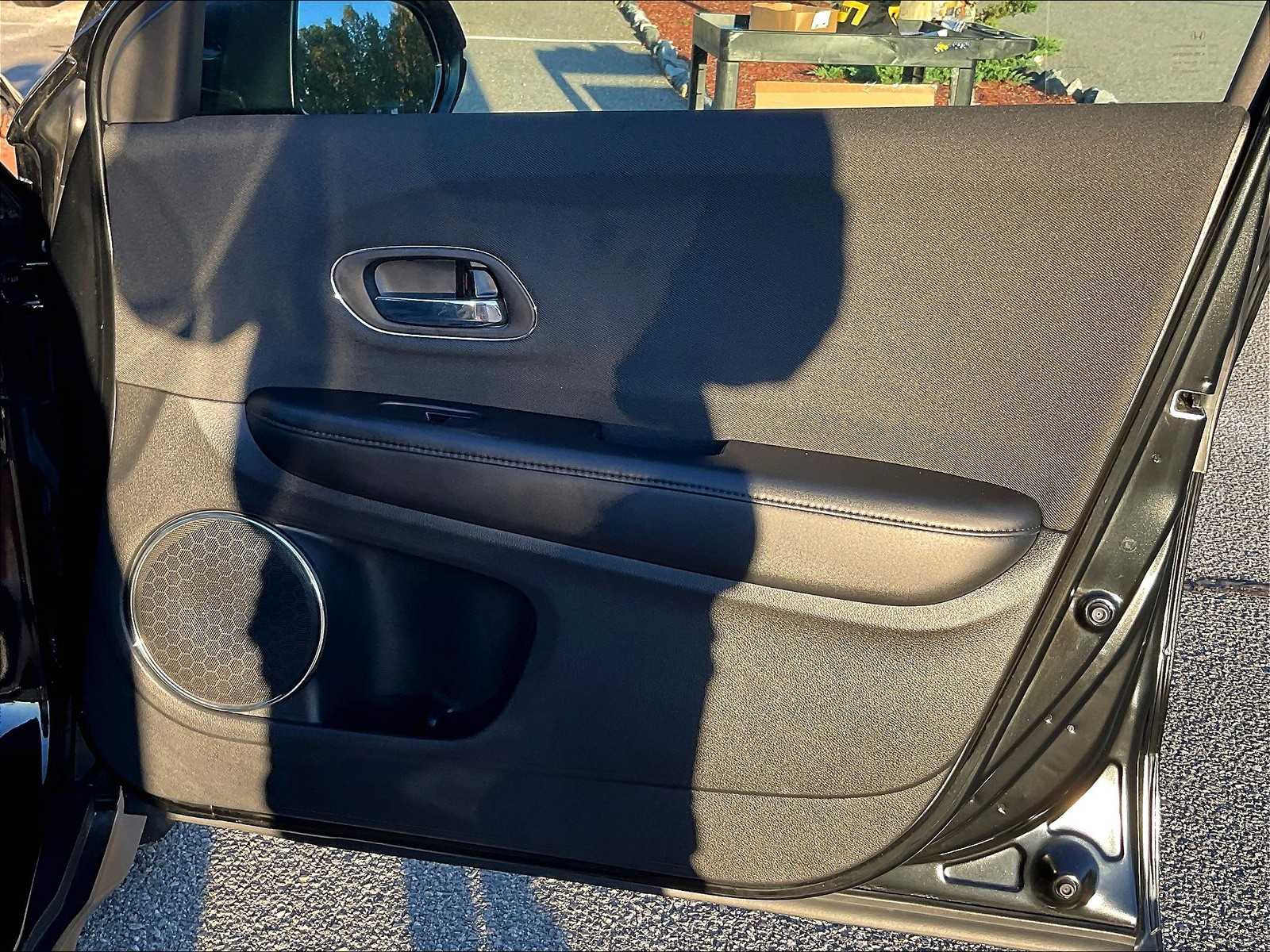 2022 Honda HR-V EX - Photo 12