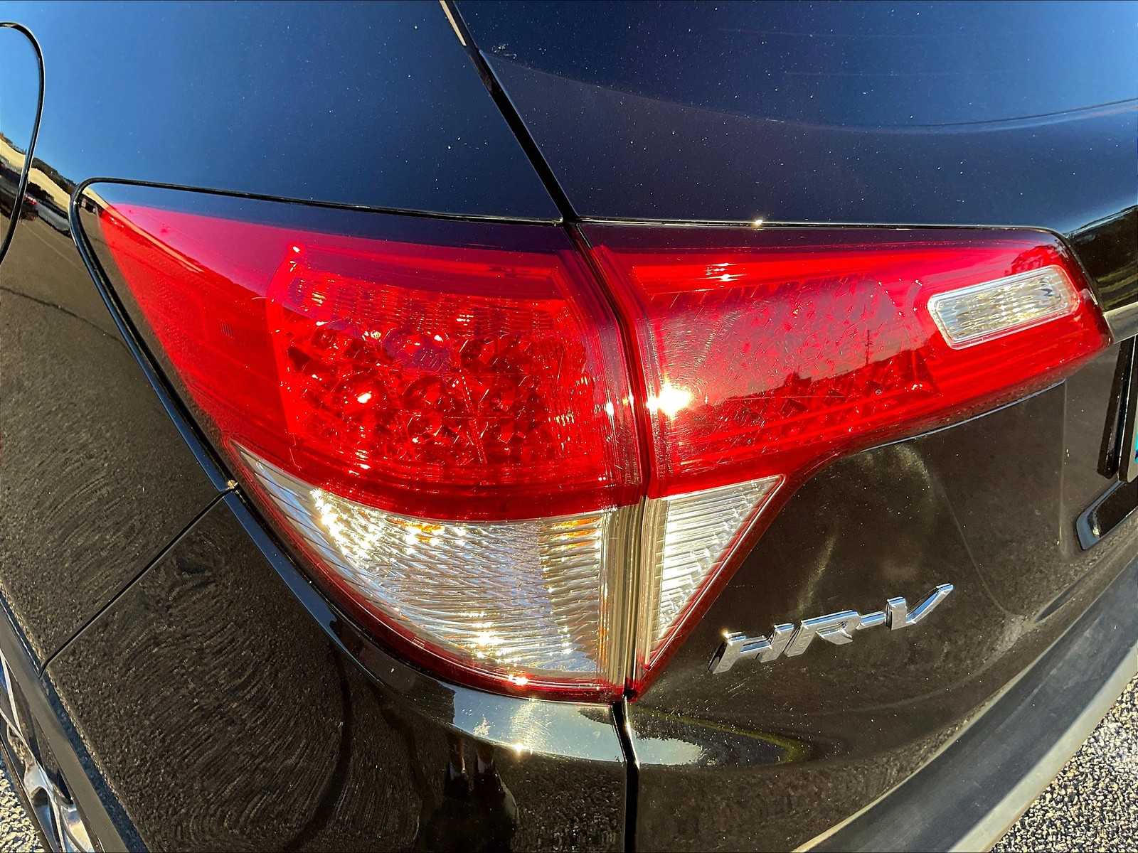 2022 Honda HR-V EX - Photo 32