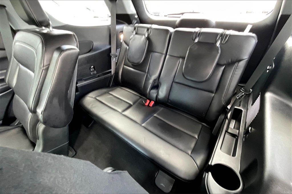 2021 Ford Explorer XLT - Photo 16