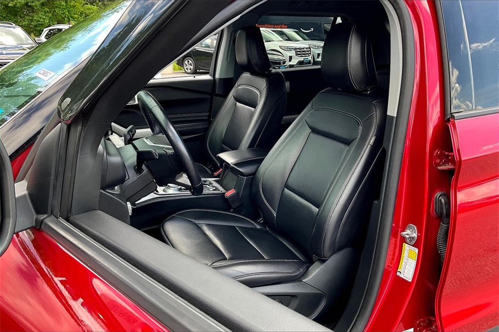 2021 Ford Explorer XLT - Photo 9
