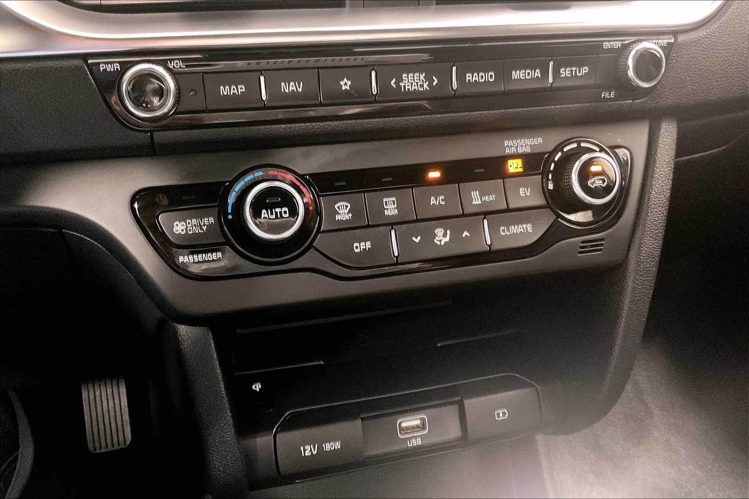 2022 Kia Niro EV EX - Photo 25