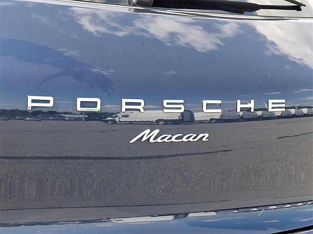 2018 Porsche Macan  - Photo 9