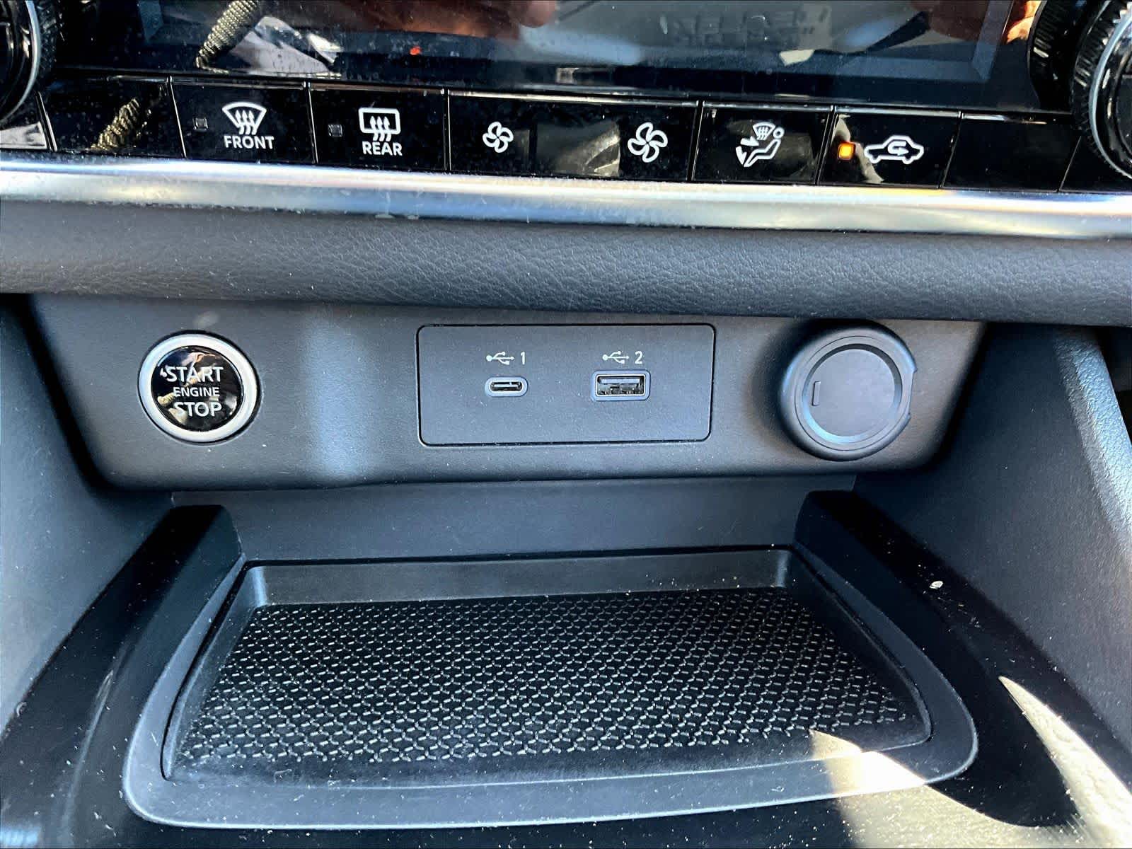 2021 Nissan Rogue SV - Photo 25