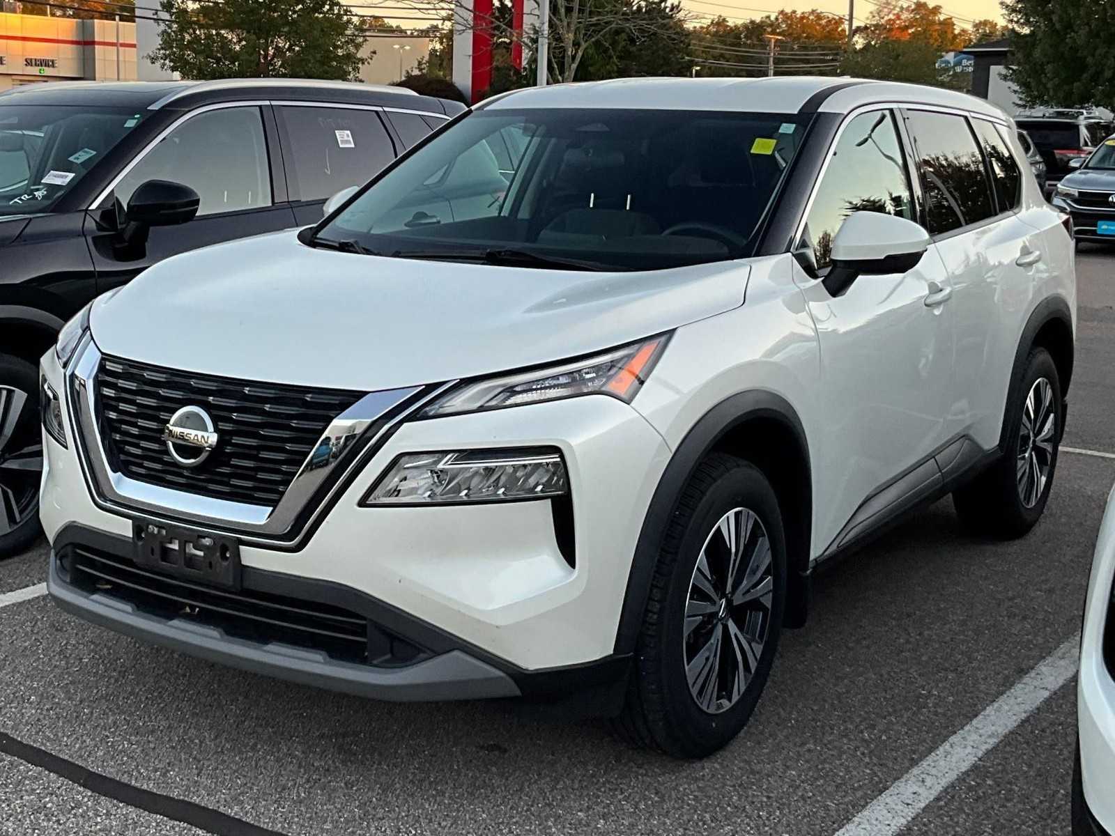 2021 Nissan Rogue SV - Photo 3