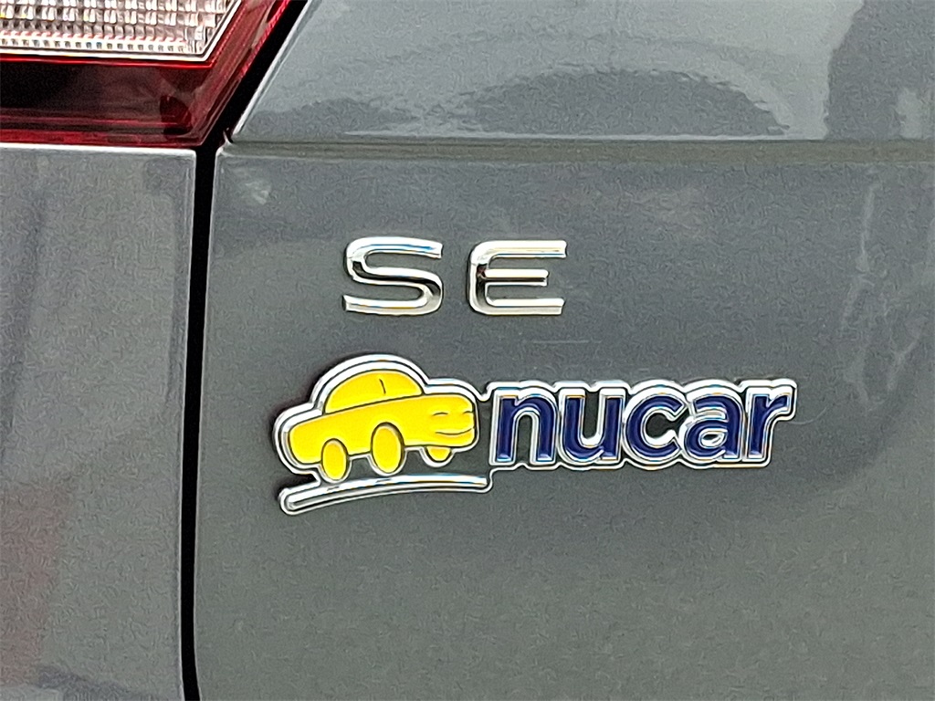 2022 Volkswagen Tiguan 2.0T SE - Photo 30