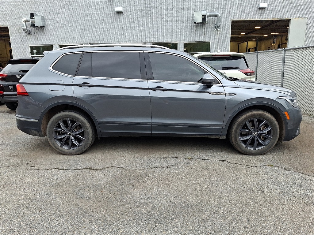 2022 Volkswagen Tiguan 2.0T SE - Photo 7