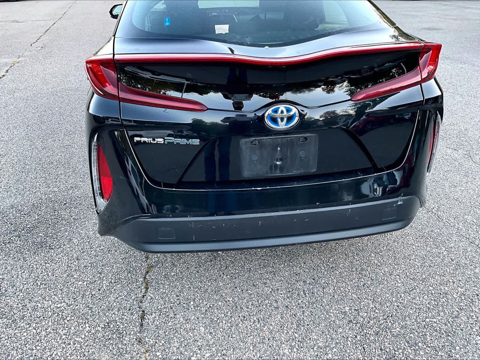 2021 Toyota Prius Prime LE - Photo 7