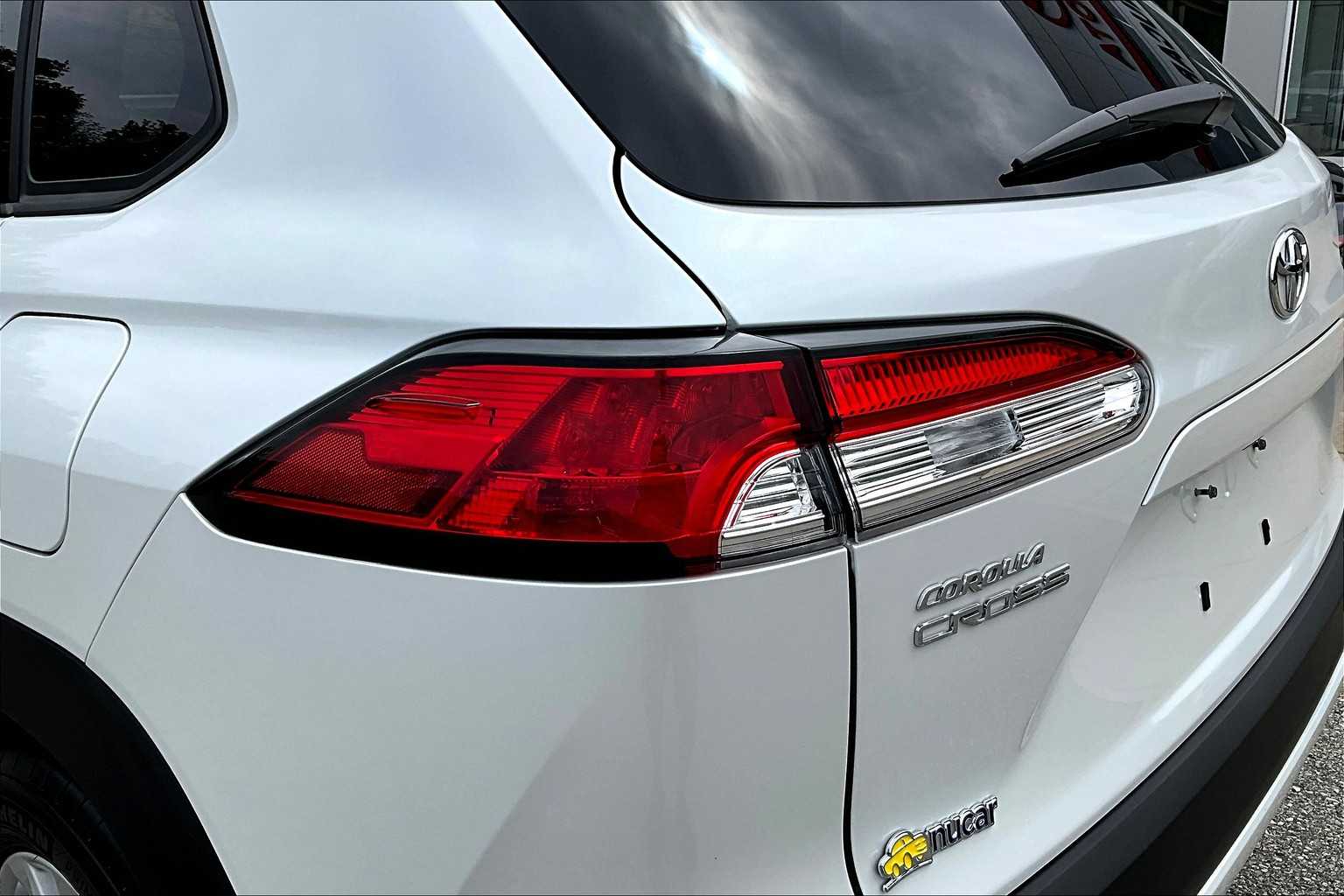 2024 Toyota Corolla Cross LE - Photo 34