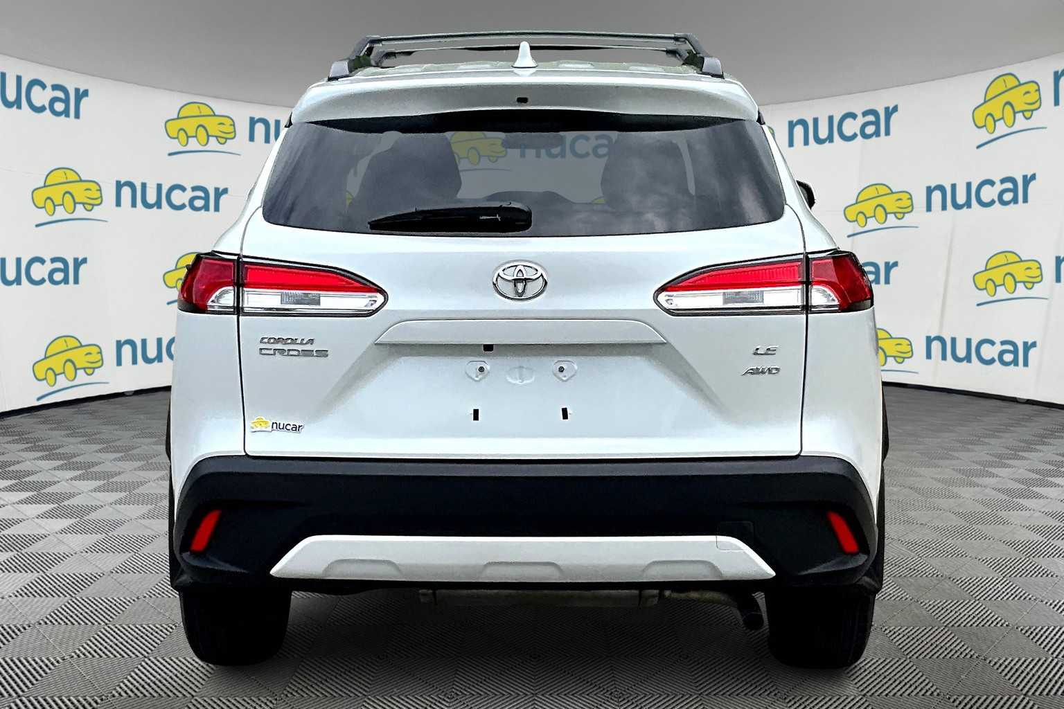2024 Toyota Corolla Cross LE - Photo 5