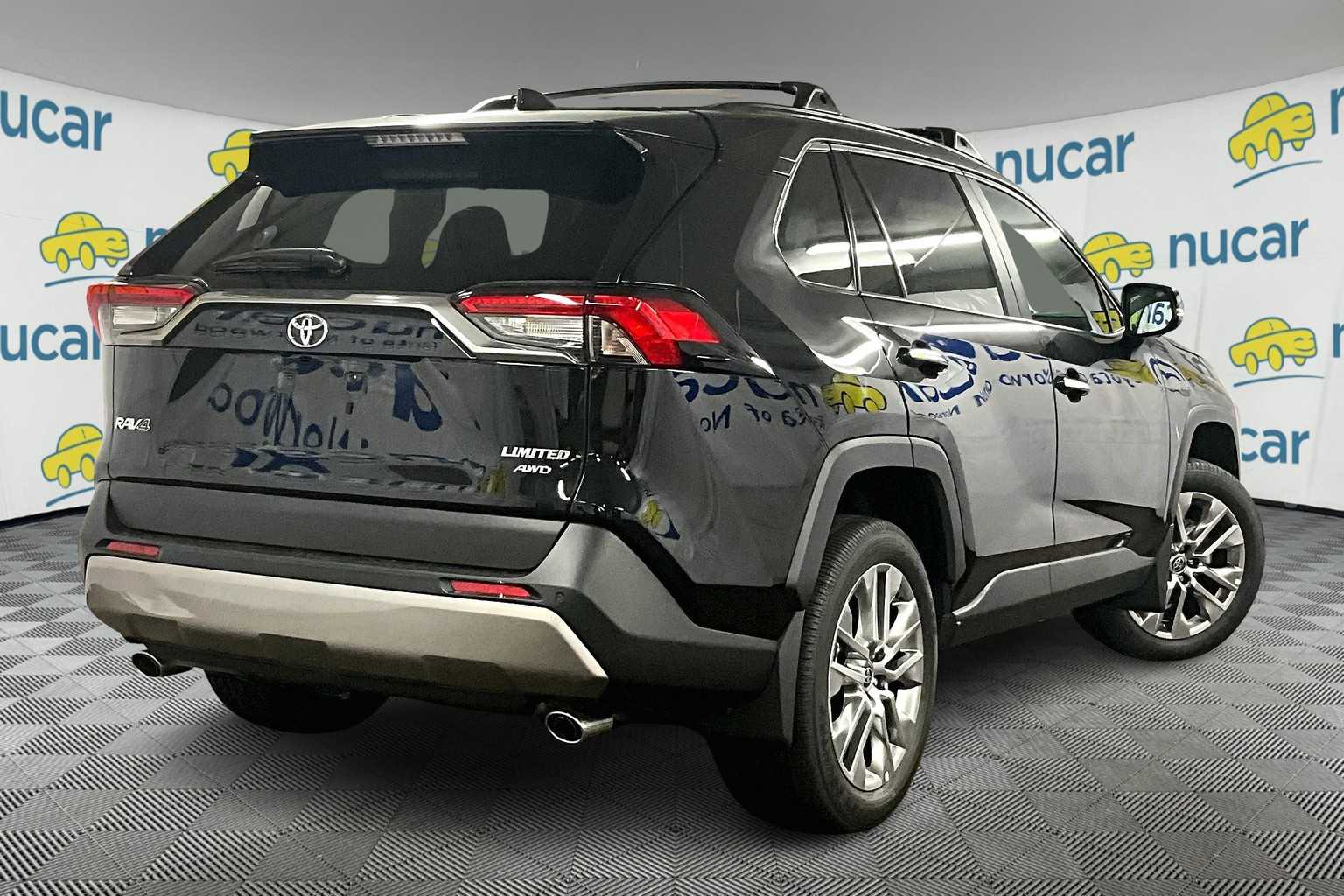 2025 Toyota RAV4 Limited - Photo 7