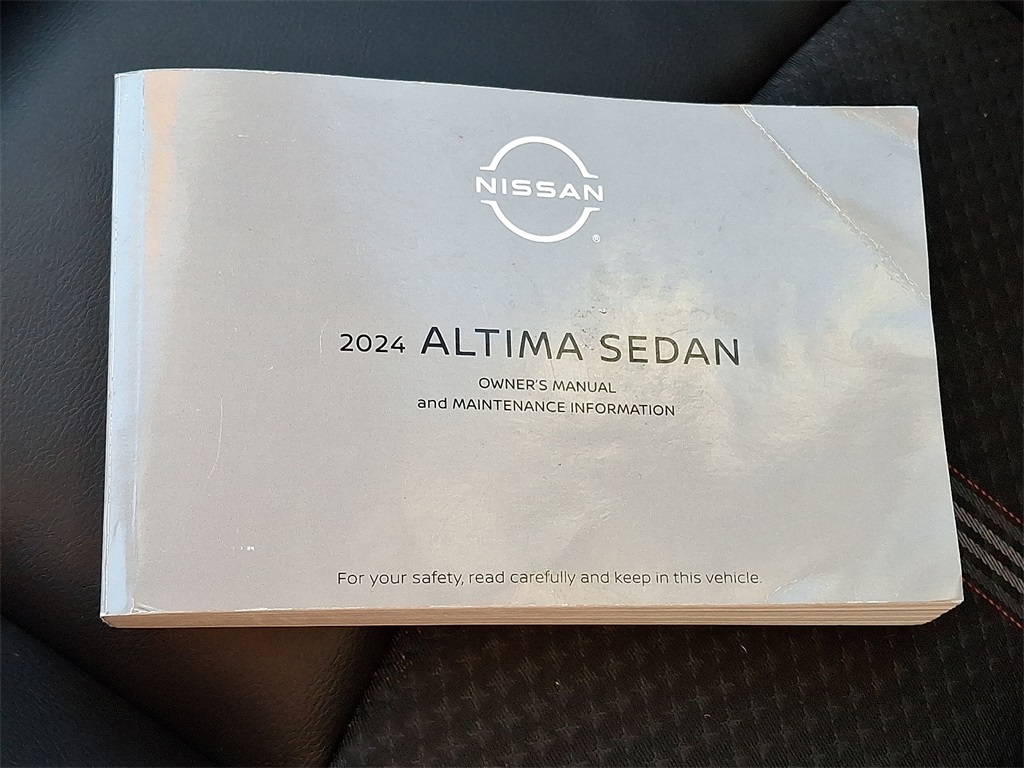 2024 Nissan Altima 2.5 SR - Photo 26