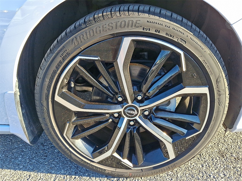 2024 Nissan Altima 2.5 SR - Photo 9