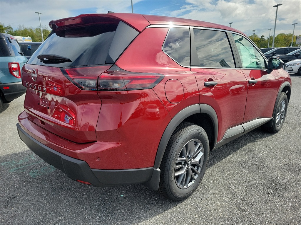 2025 Nissan Rogue S - Photo 4