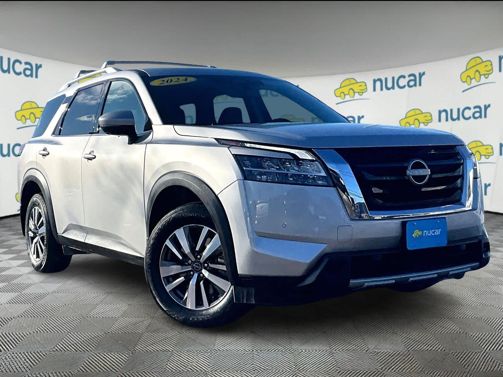 2024 Nissan Pathfinder SL