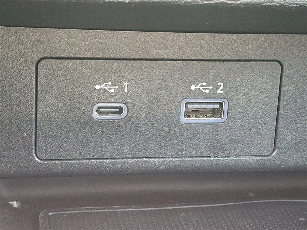 2022 Mitsubishi Outlander SE - Photo 23