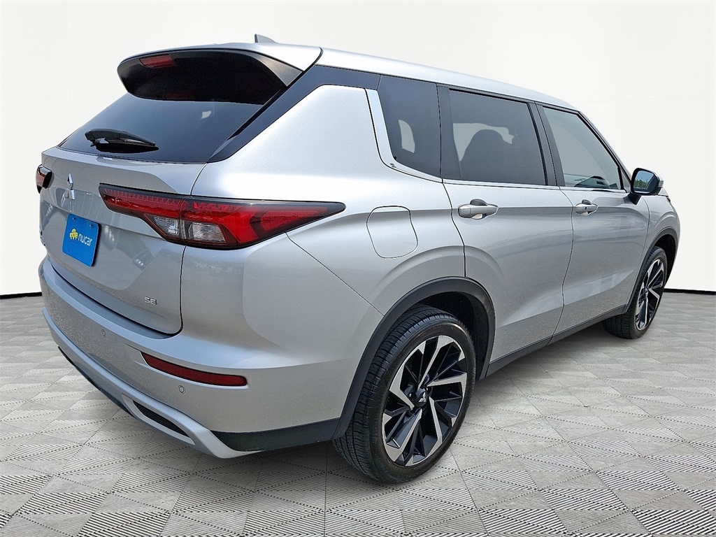 2022 Mitsubishi Outlander SE - Photo 6