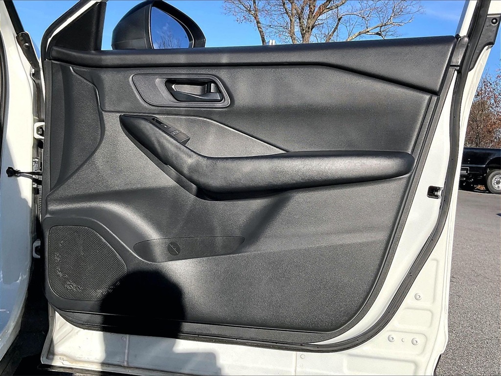 2024 Nissan Rogue S - Photo 11