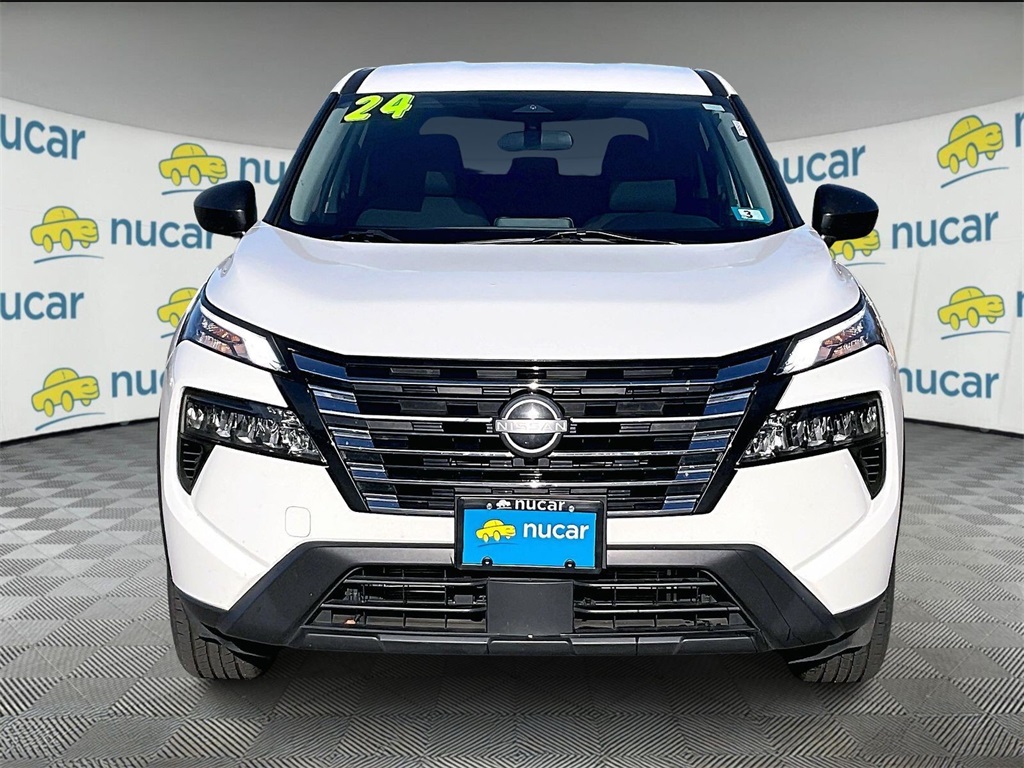 2024 Nissan Rogue S - Photo 2