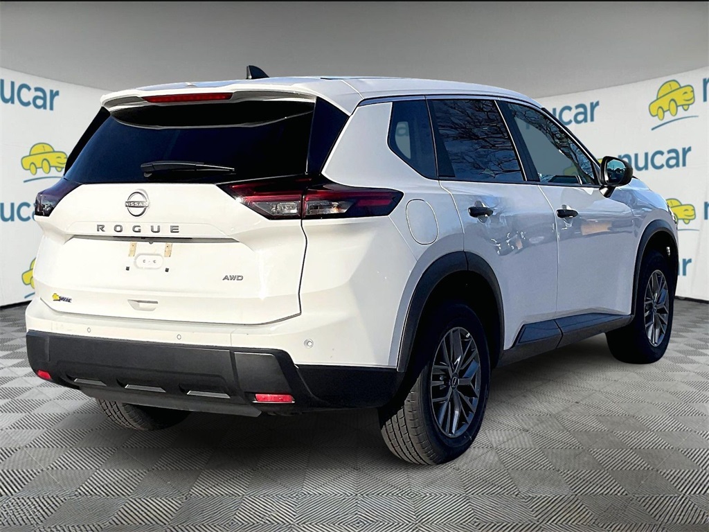 2024 Nissan Rogue S - Photo 6