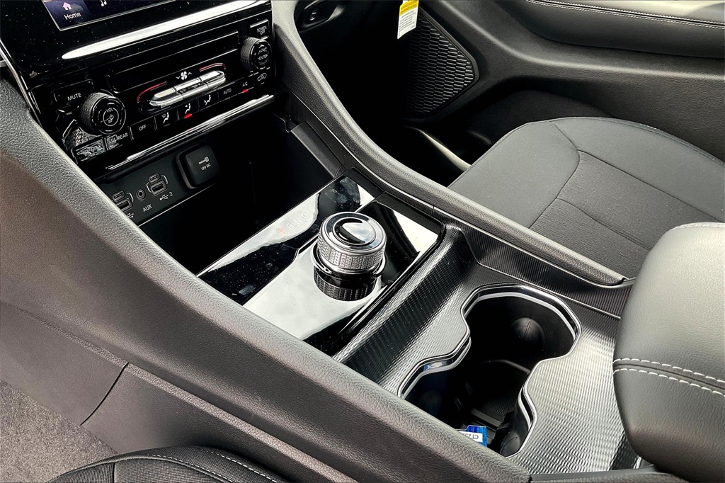 2025 Jeep Grand Cherokee L Laredo - Photo 14