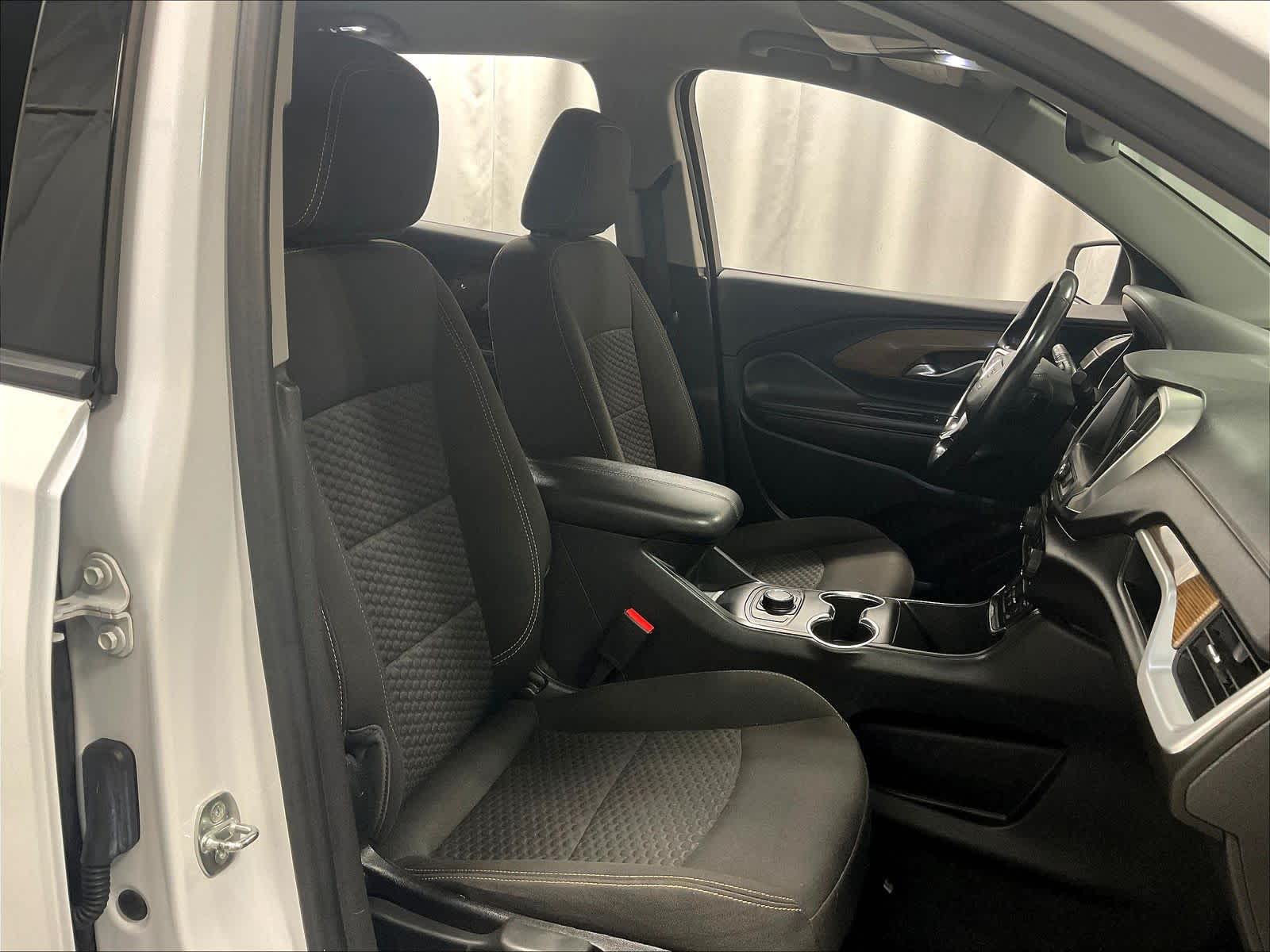 2020 GMC Terrain SLE - Photo 11