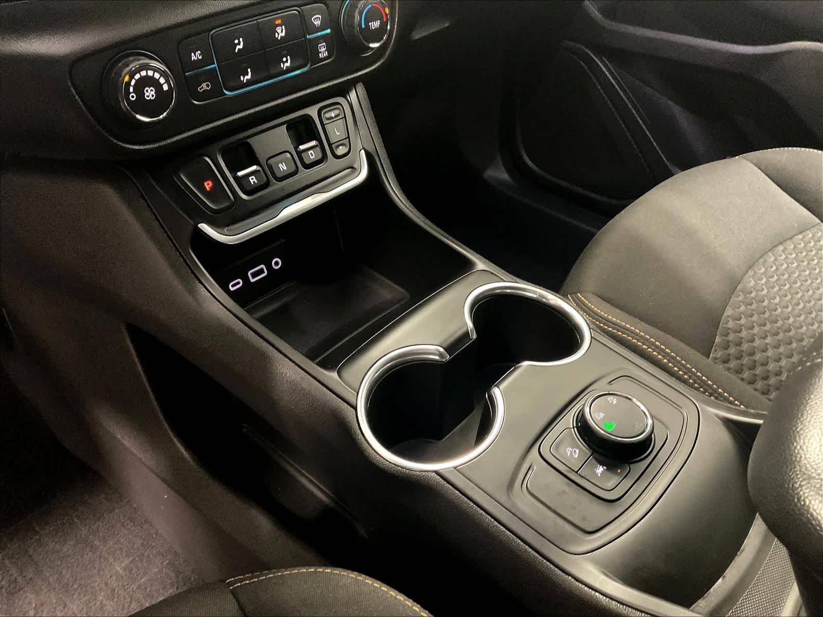 2020 GMC Terrain SLE - Photo 21