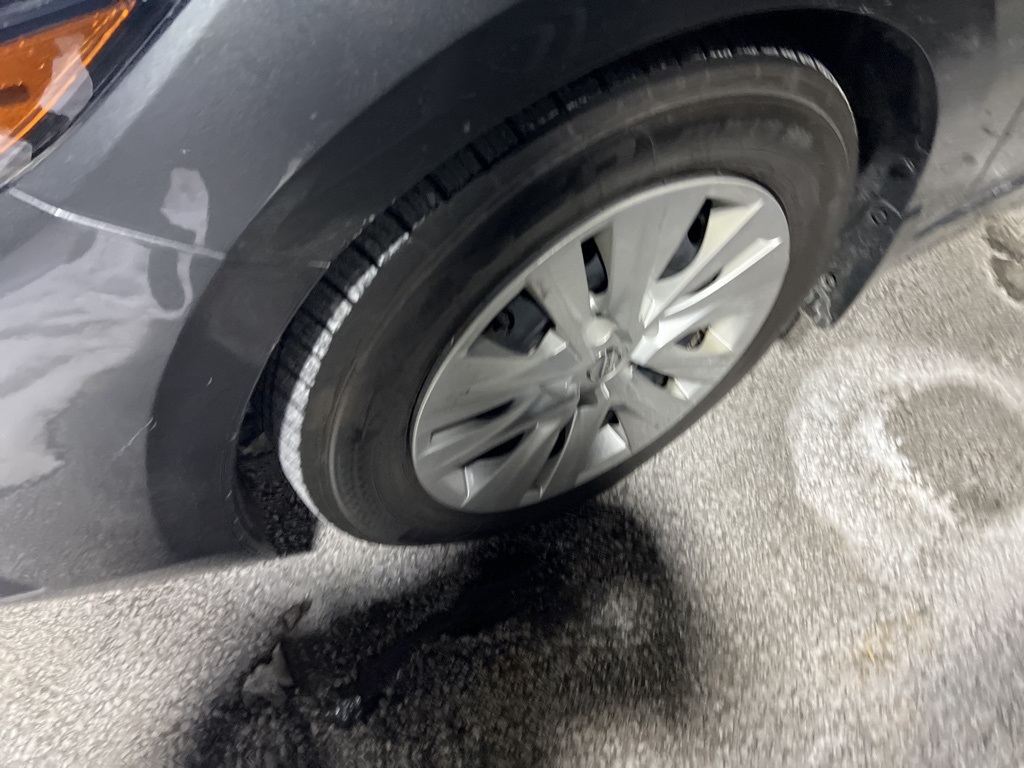 2022 Nissan Sentra S - Photo 2