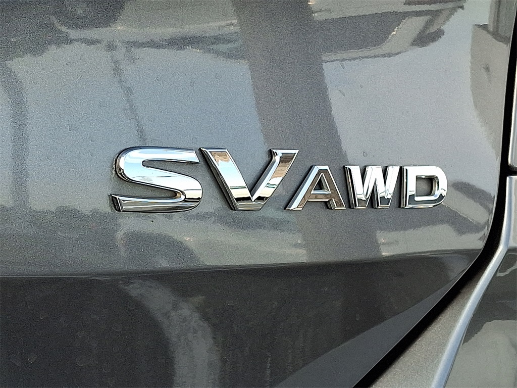 2018 Nissan Rogue SV - Photo 10