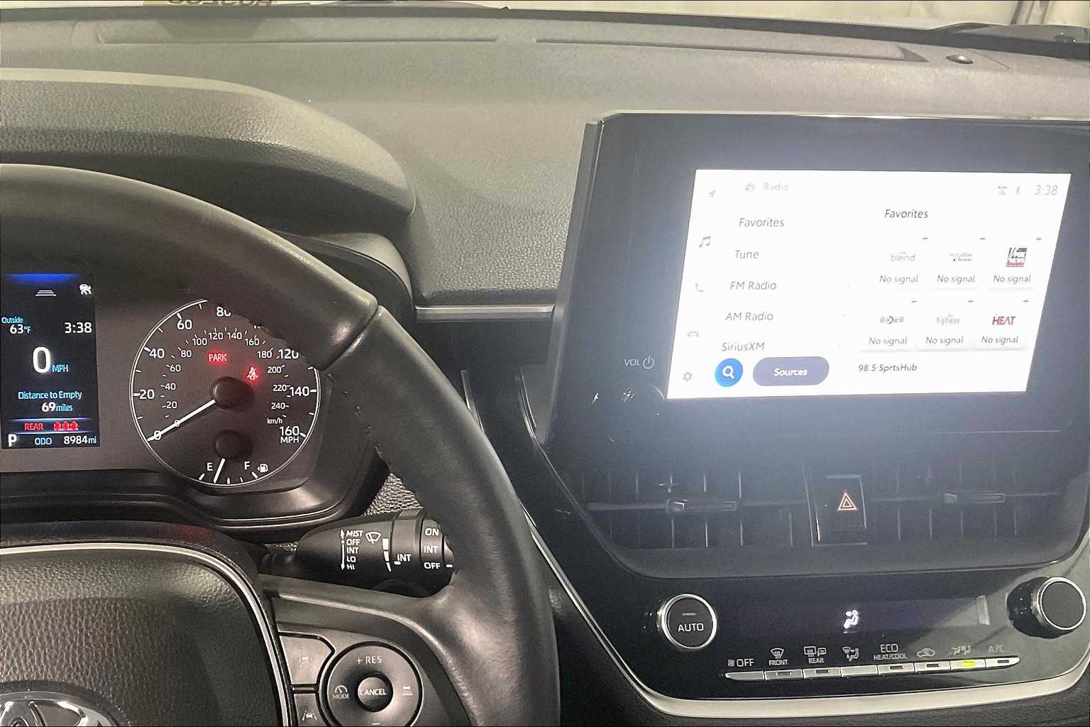 2023 Toyota Corolla Cross LE - Photo 19