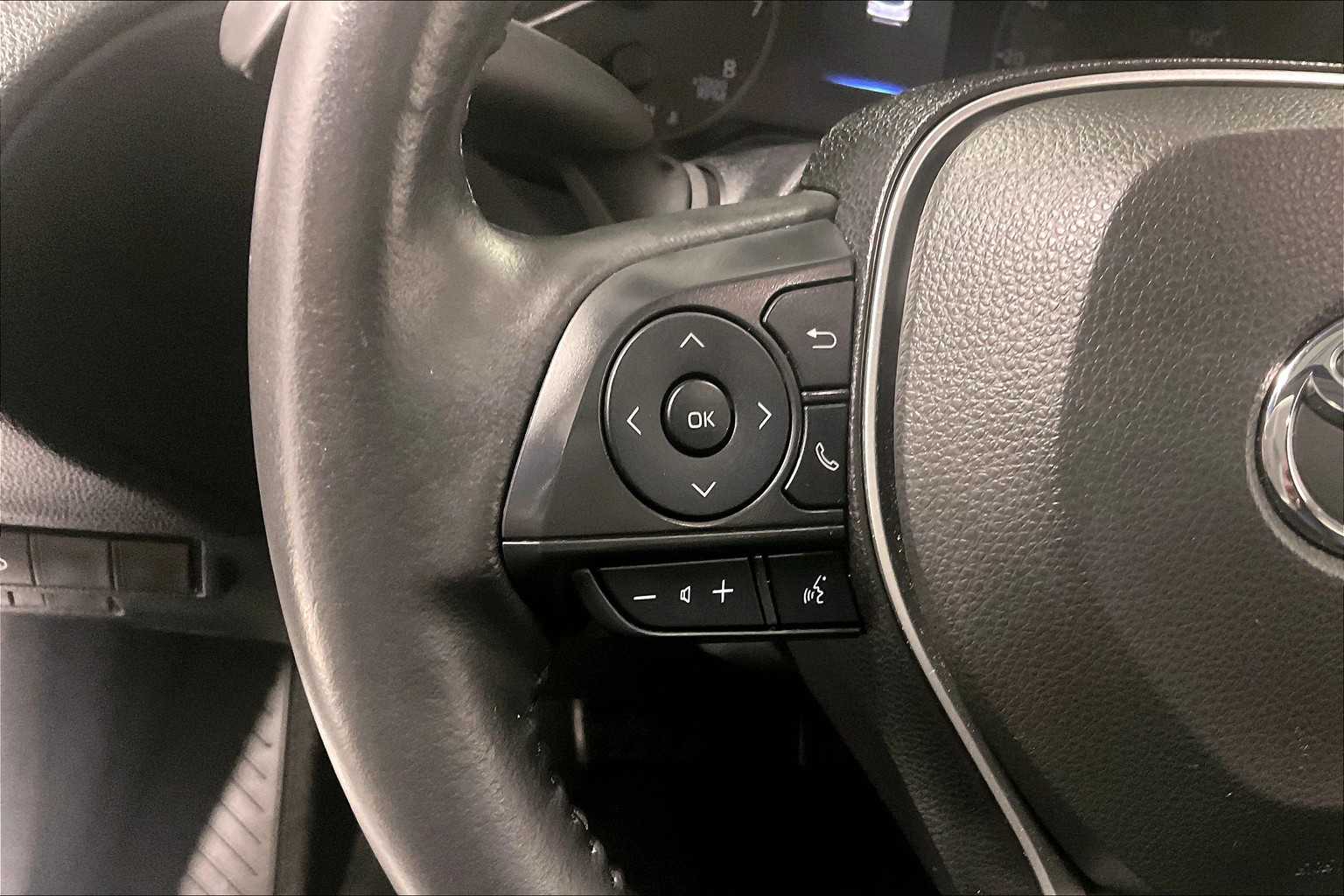2023 Toyota Corolla Cross LE - Photo 24