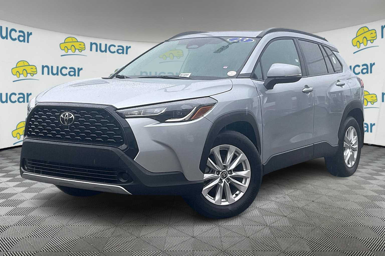 2023 Toyota Corolla Cross LE - Photo 3