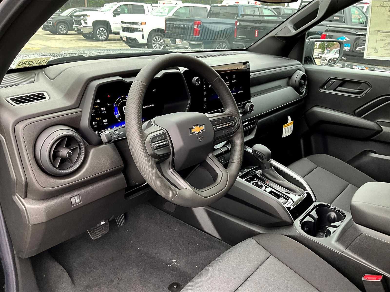 2026 Chevrolet Colorado 4WD Work Truck - Photo 9