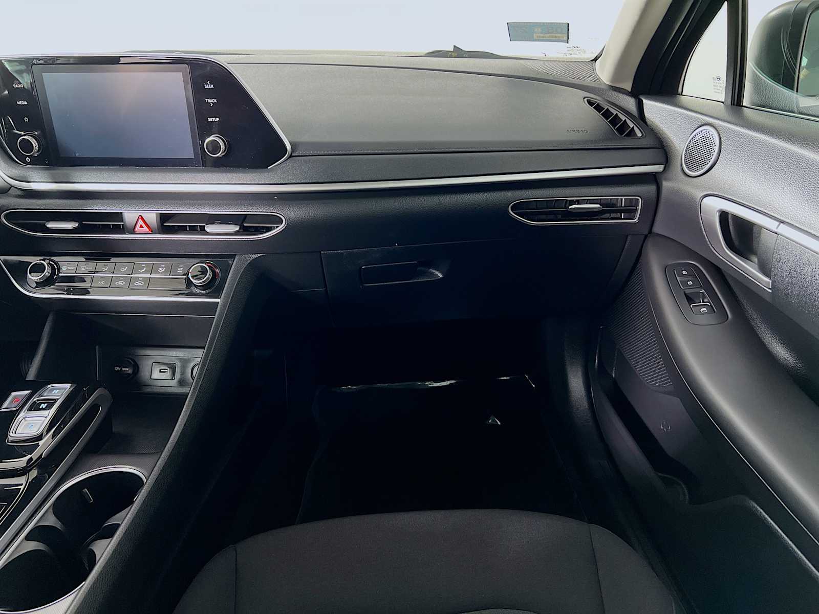 2022 Hyundai Sonata SE - Photo 22