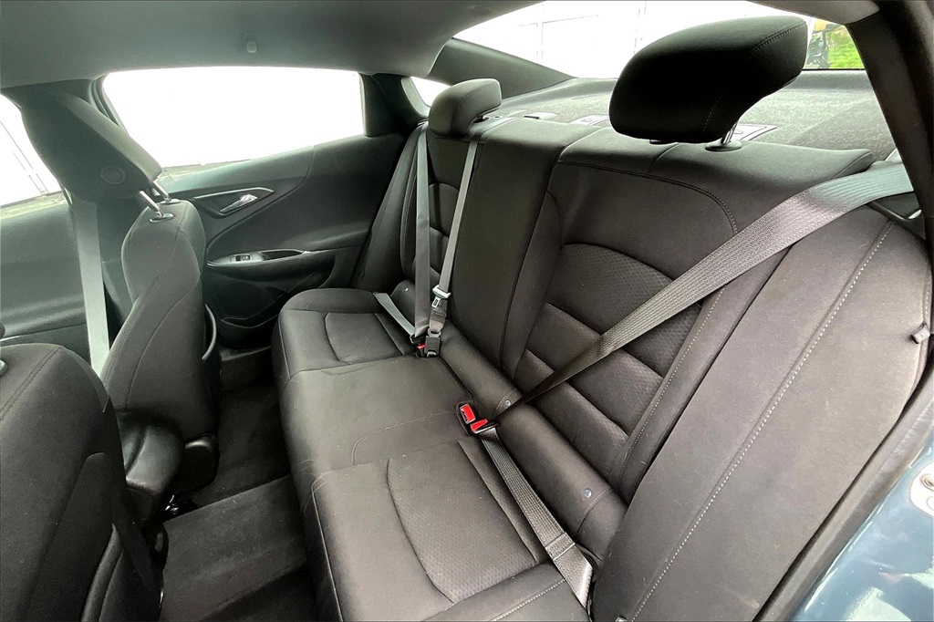 2021 Chevrolet Malibu LS - Photo 15
