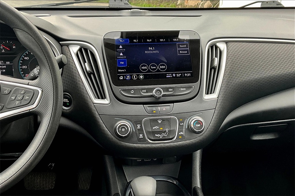 2021 Chevrolet Malibu LS - Photo 18