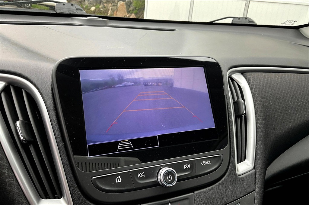 2021 Chevrolet Malibu LS - Photo 19