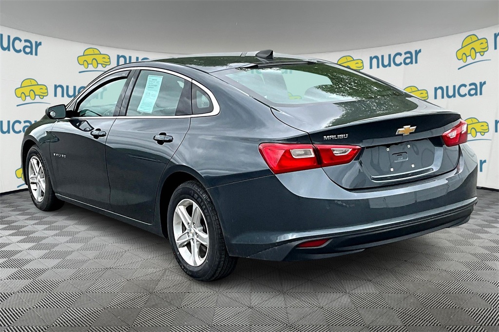 2021 Chevrolet Malibu LS - Photo 4