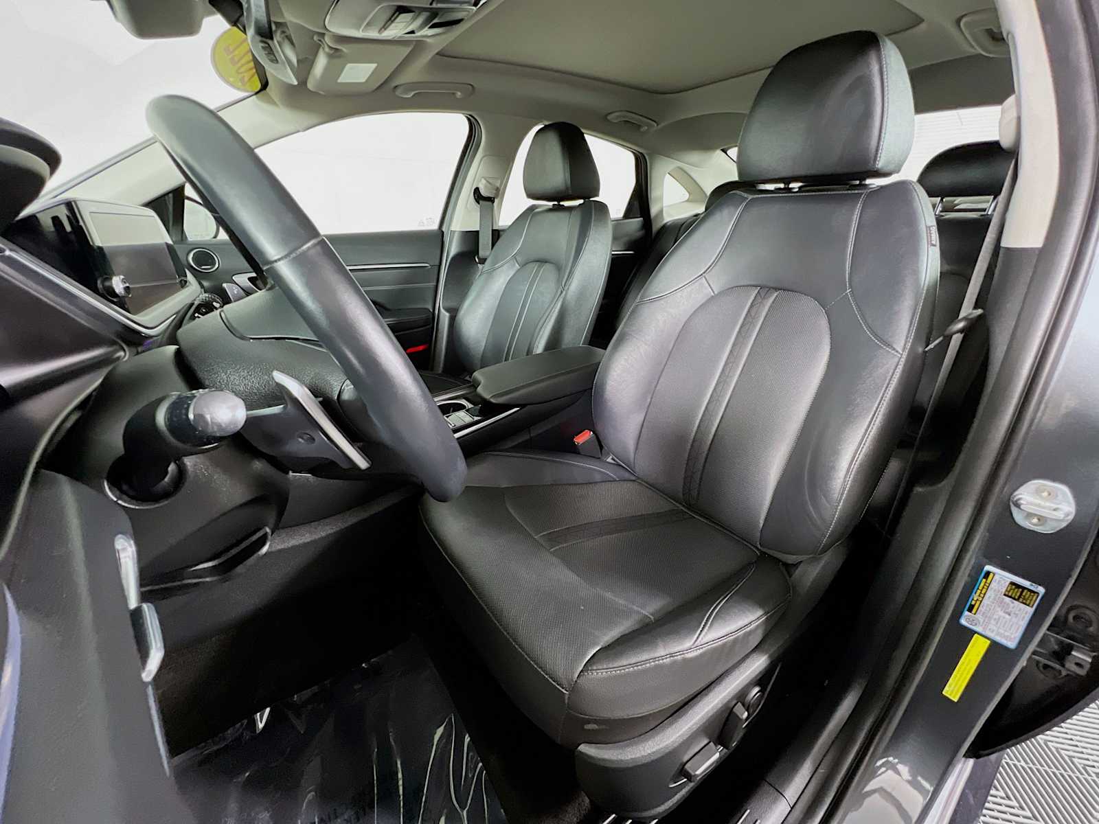 2022 Hyundai Sonata Limited - Photo 22