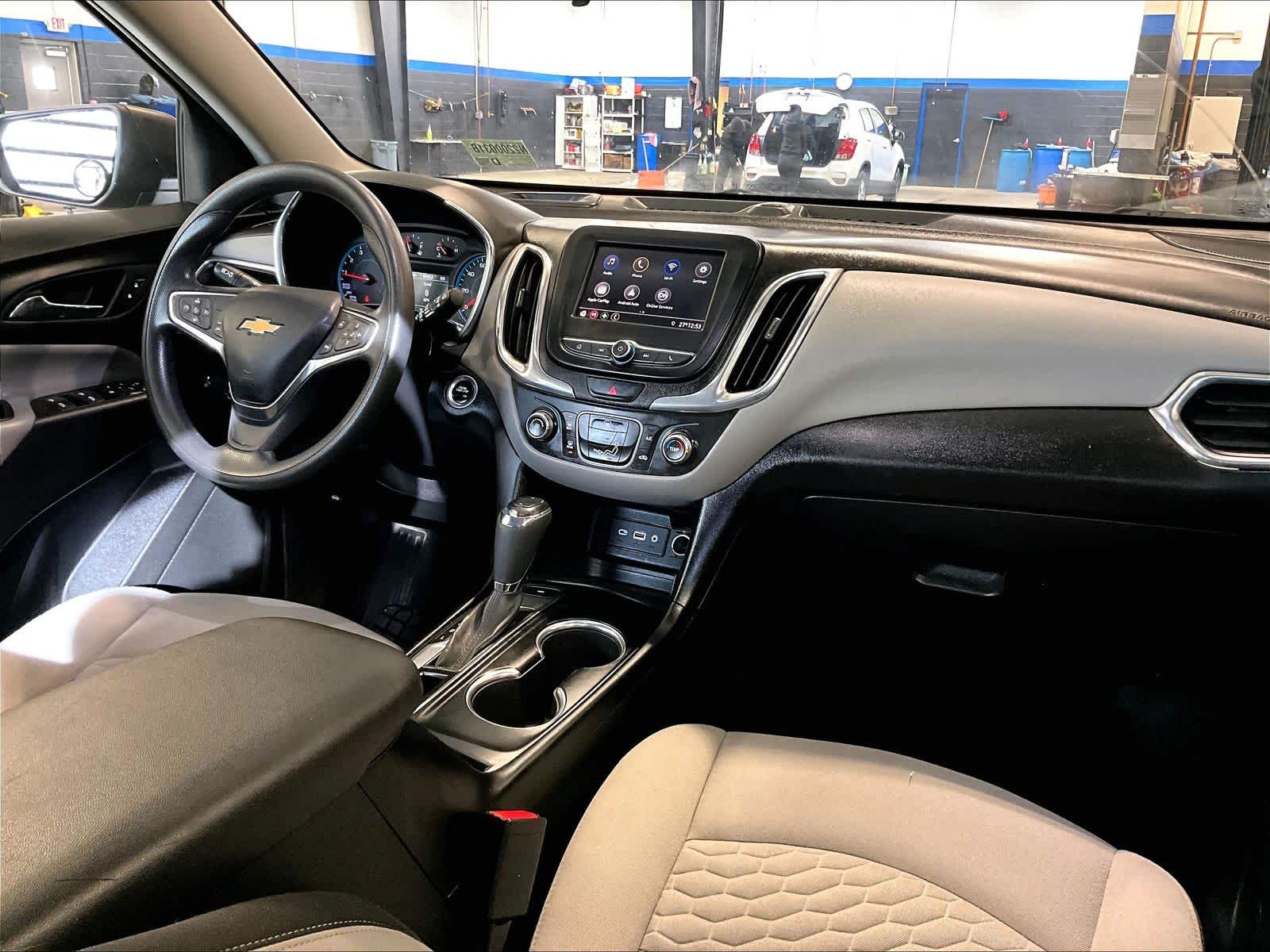 2020 Chevrolet Equinox LS - Photo 14