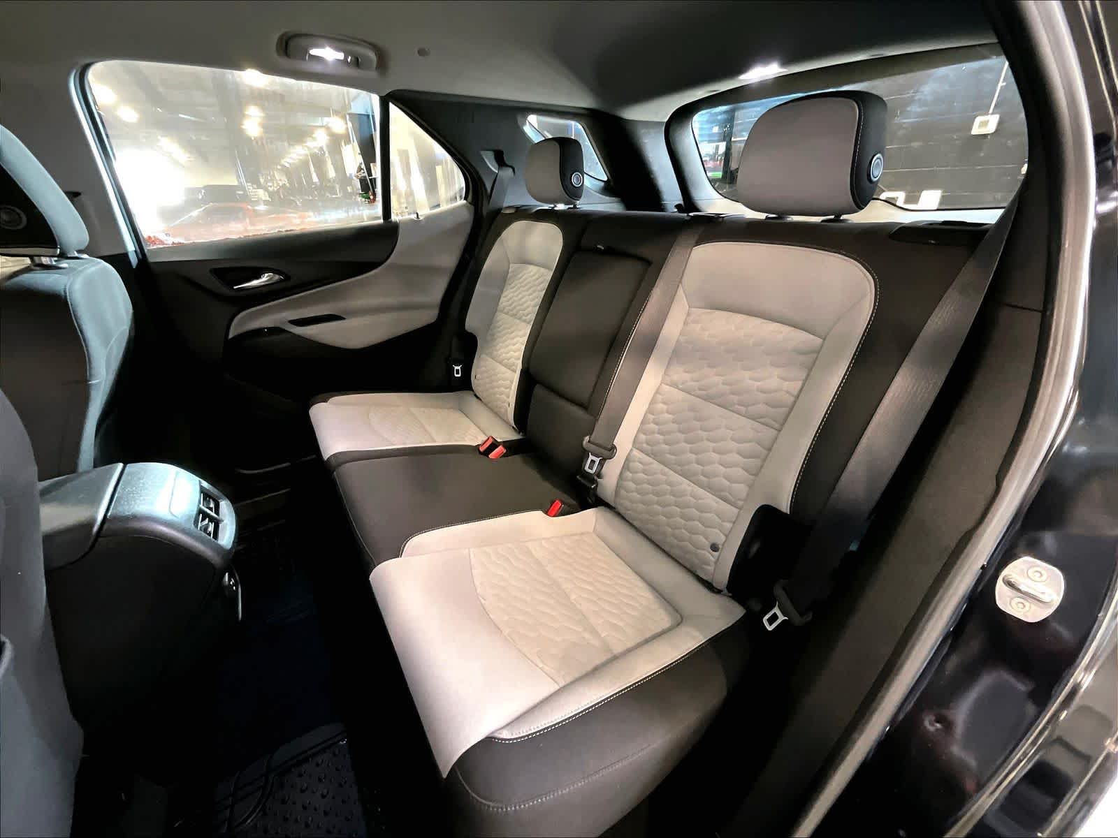 2020 Chevrolet Equinox LS - Photo 15