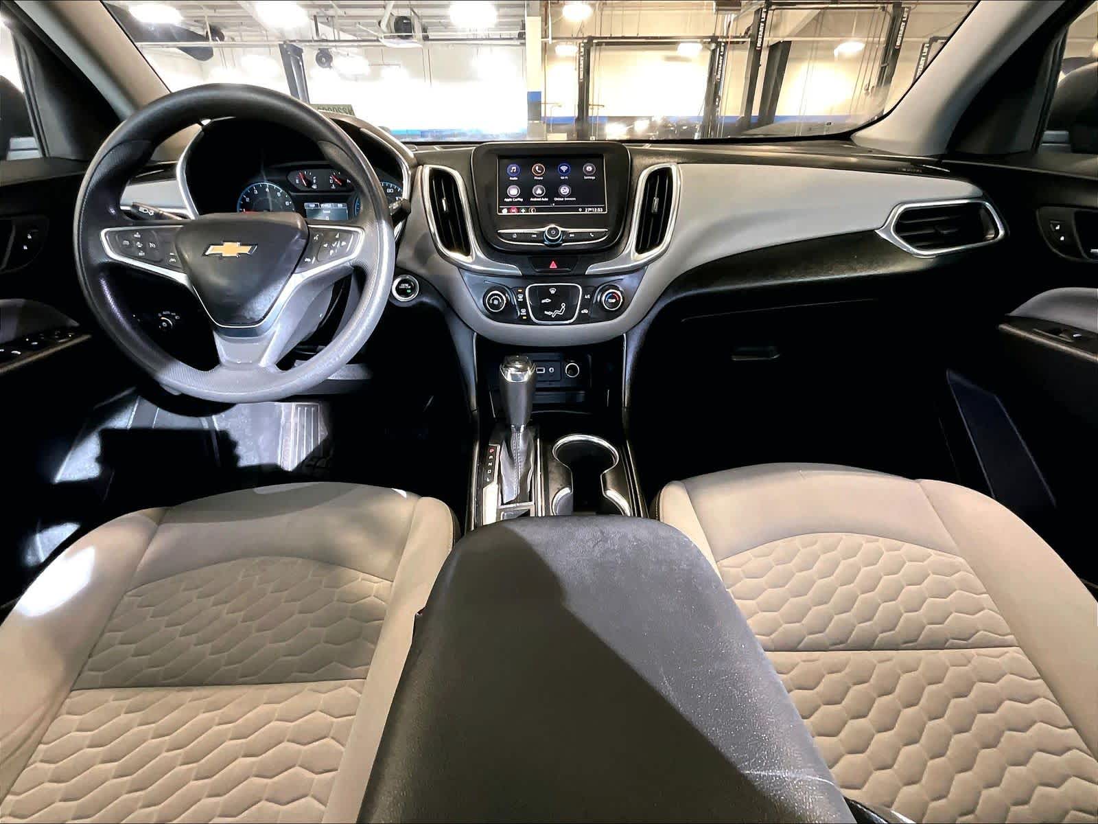 2020 Chevrolet Equinox LS - Photo 22