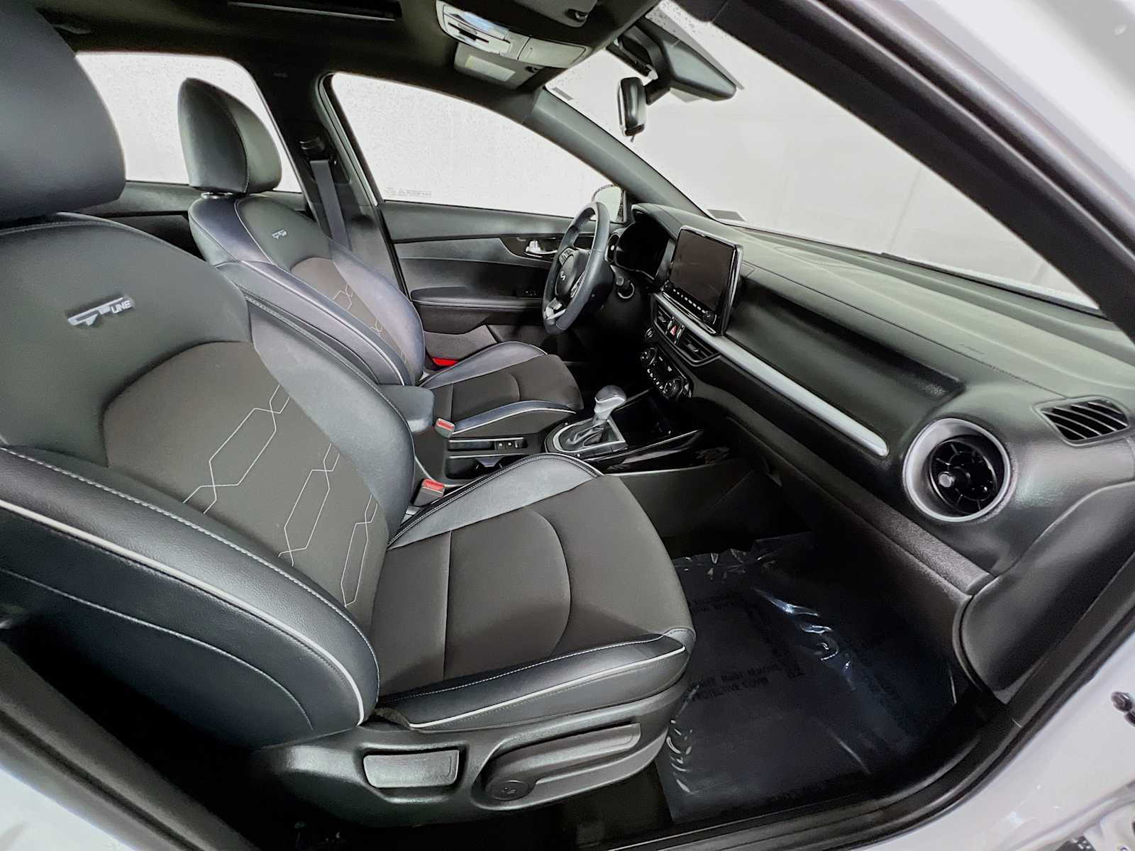 2023 Kia Forte GT-Line - Photo 27