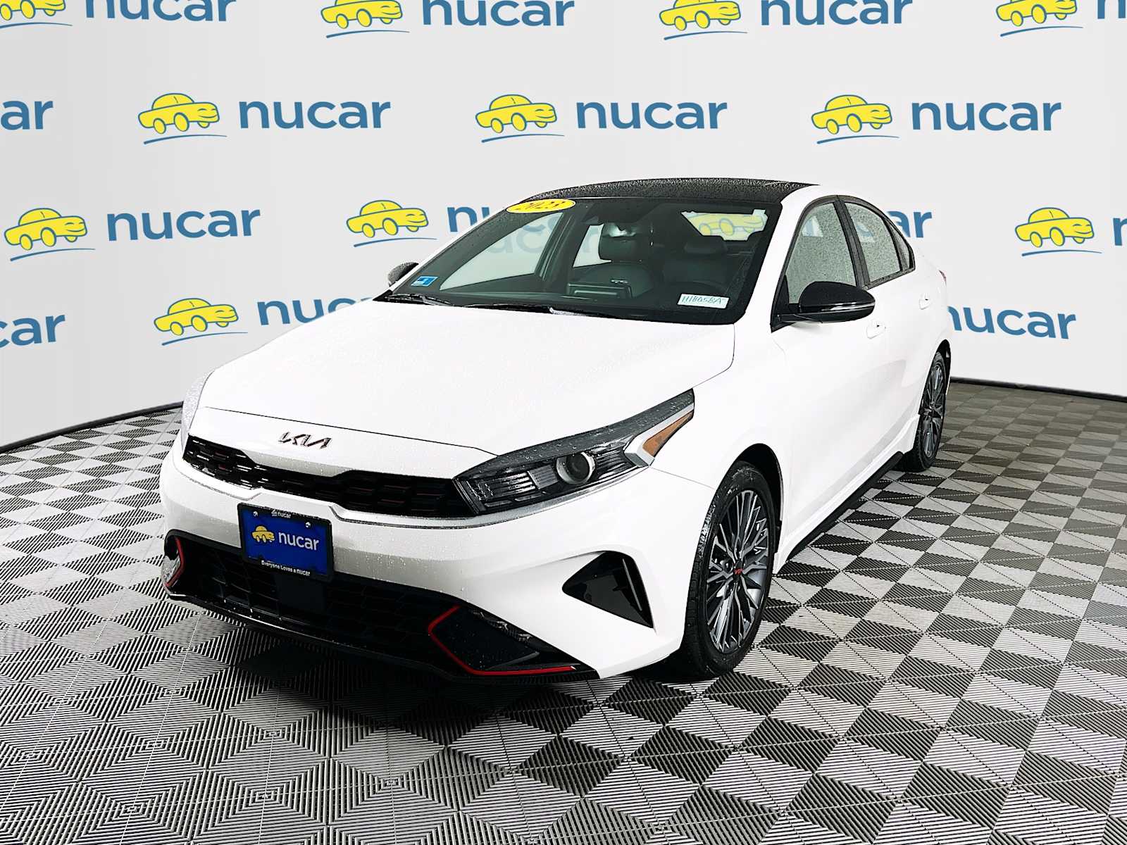 2023 Kia Forte GT-Line - Photo 3