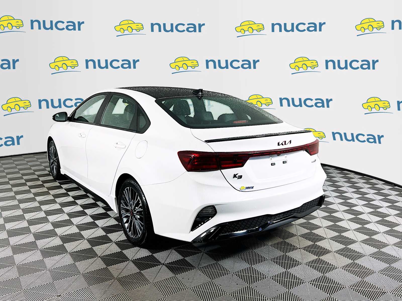 2023 Kia Forte GT-Line - Photo 5